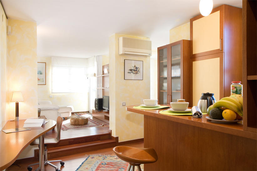 Gaudi Views Apartment Barcelona Ruang foto